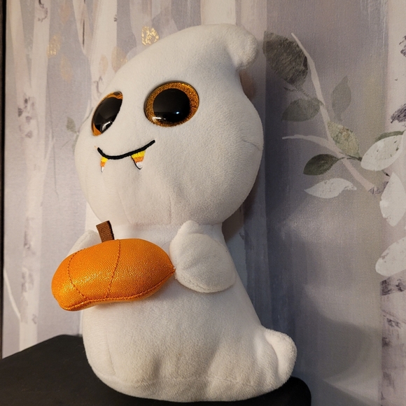 TY BEANIE BOO Scream The Plush Ghost Holding A Pumpkin (Approx 9.5 inches) - Picture 3 of 13